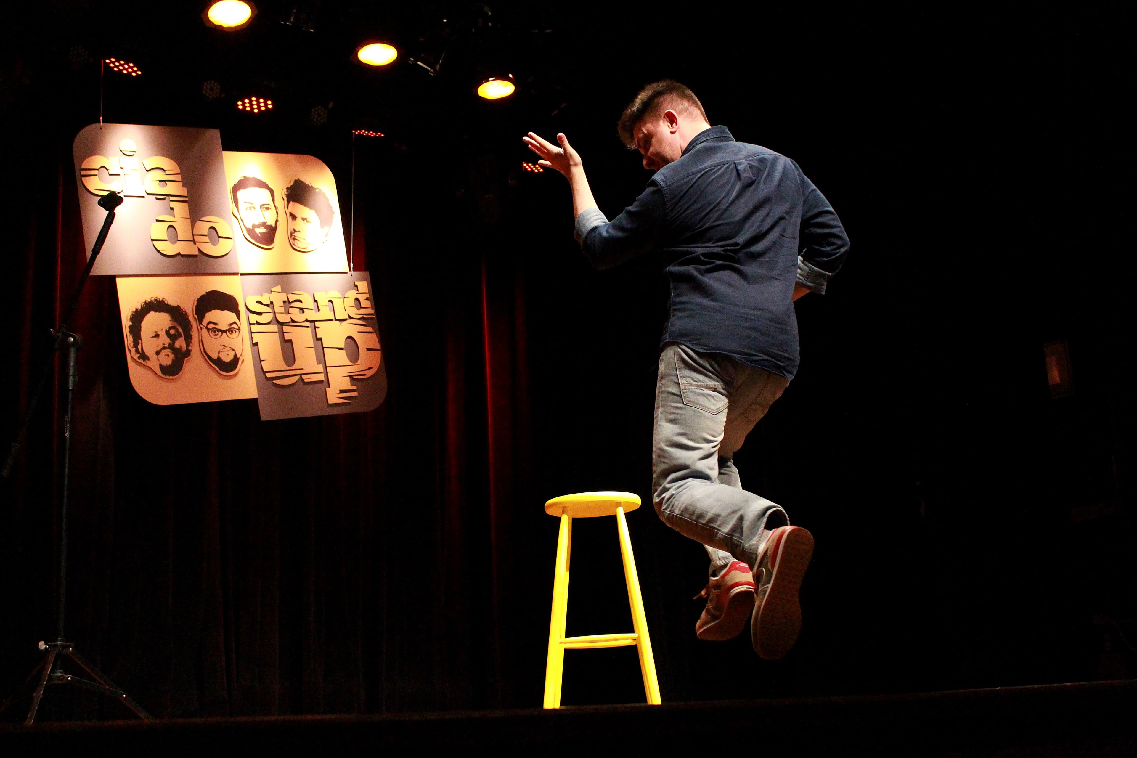 CIA DO STAND-UP